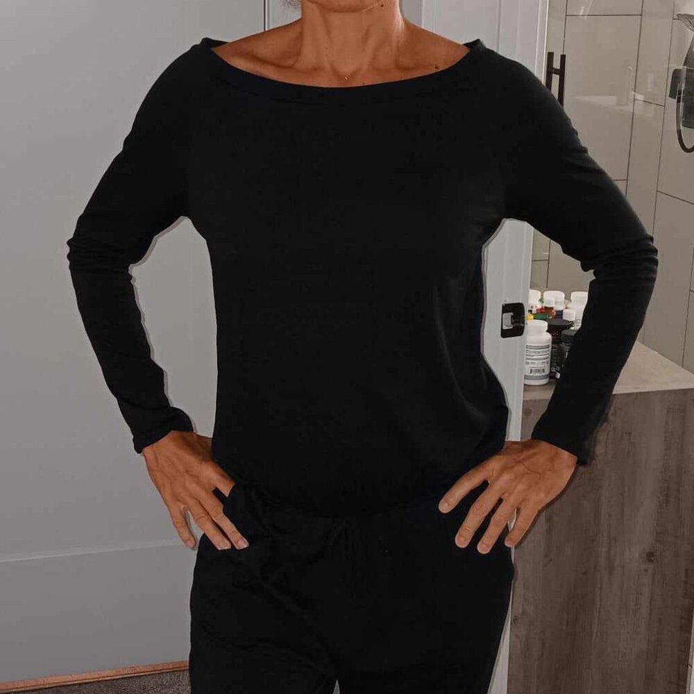 Longsleeve, Black Pants Romper